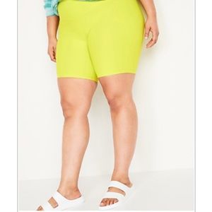 Old Navy Powersoft Bike Shorts in Neon Yellow